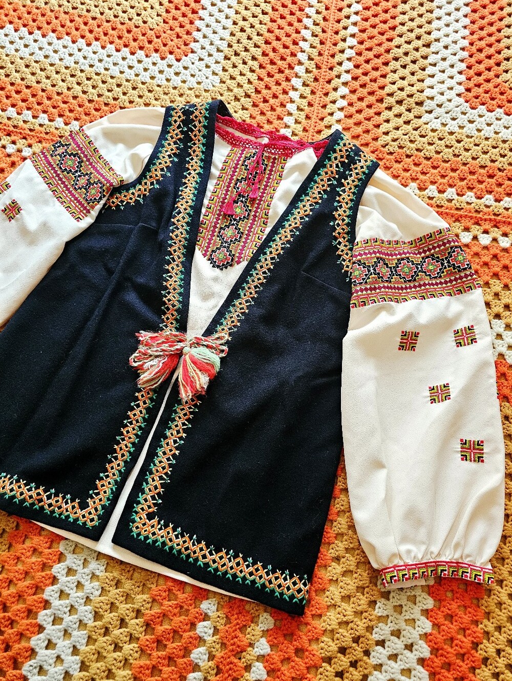 Vintage Ukrainian Folk Costume Vyshyvanka Shirt Wool Korsetka Vest Set Handmade
